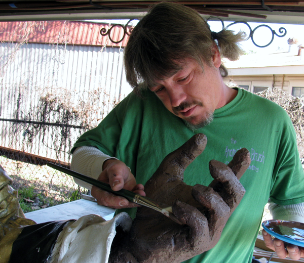 BB King mardi gras float build